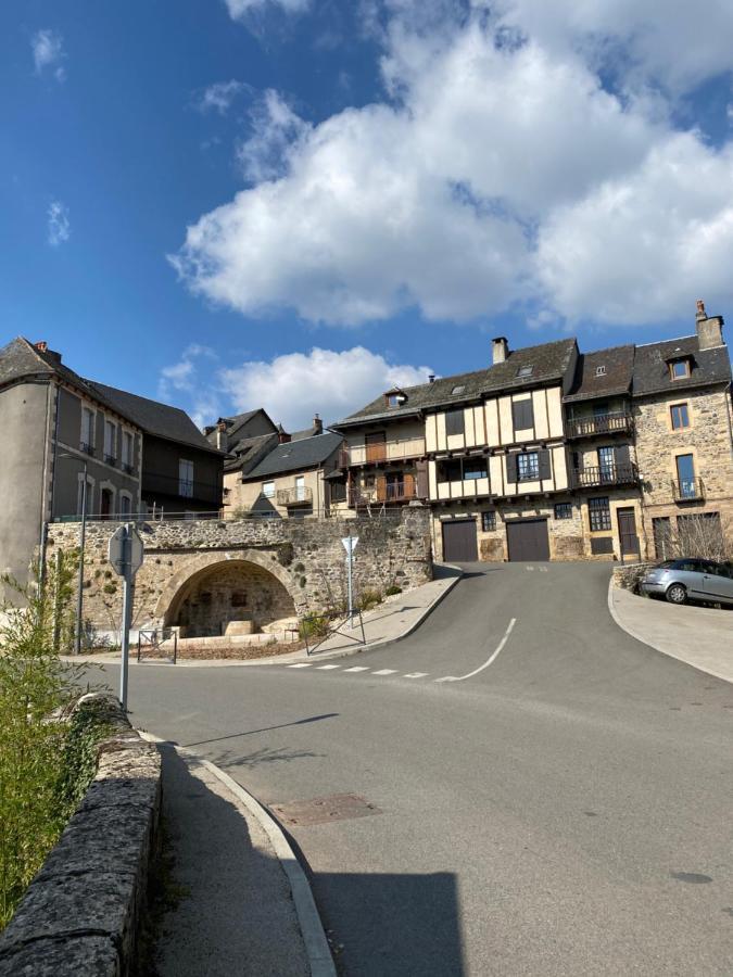 Au Pont D'olt Saint-Côme-dʼOlt